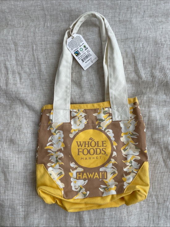 ALOHA Collection Handbags - Aloha Co. x Whole Foods hawaiian floral mini tote bag